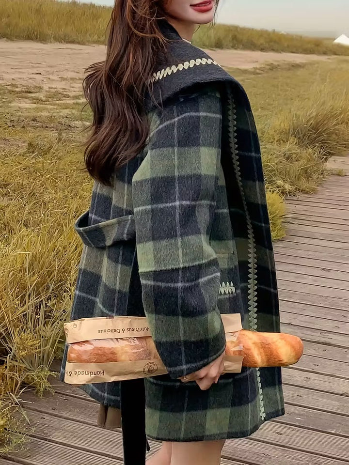 Women's Plaid Coat with Pockets