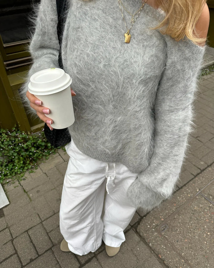 Women’s Fuzzy Knit Jumper with Round Neckline