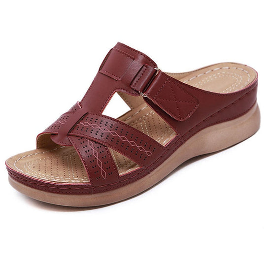 Women’s Open Toe Flat Sandals with Multi Strap Design and Buckle Detail