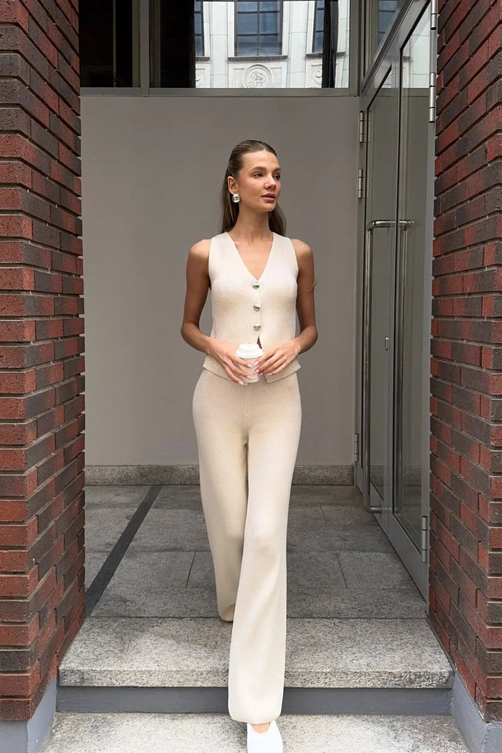 Women’s Ribbed Knit Vest and Pants Set