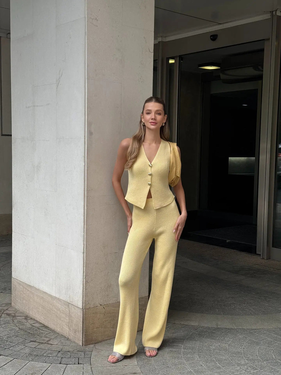 Women’s Ribbed Knit Vest and Pants Set